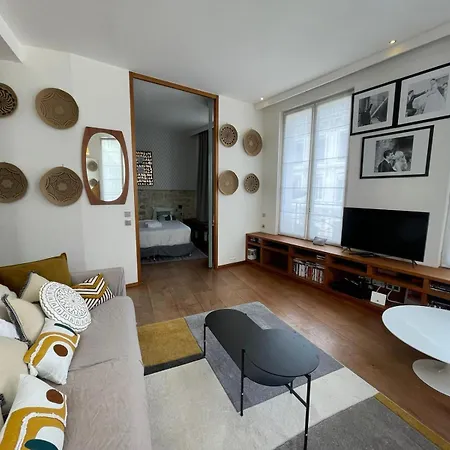 155 - Urban Luxury Flat In דירה